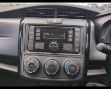 Toyota Corolla Axio 2016