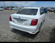 Toyota Corolla Axio 2016