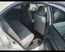 Toyota Corolla Axio 2016