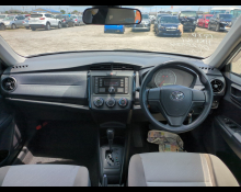 Toyota Corolla Axio 2016