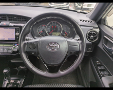 Toyota Corolla Axio 2016