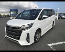 Toyota Noah 2018