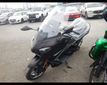 YAMAHA TMAX560 2025