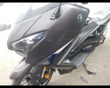 YAMAHA TMAX560 2025