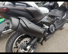YAMAHA TMAX560 2025