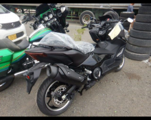 YAMAHA TMAX560 2025