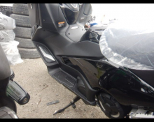 YAMAHA TMAX560 2025
