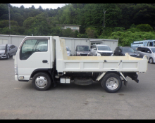 Isuzu Elf 2011