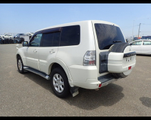Mitsubishi Pajero 2012