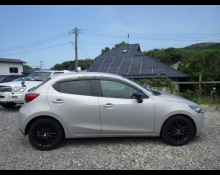 Mazda Mazda2 2021
