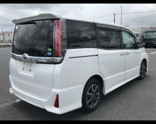 Toyota Noah 2019