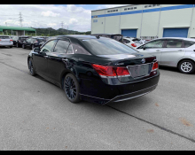 Toyota Crown Sedan 2015