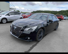 Toyota Crown Sedan 2015