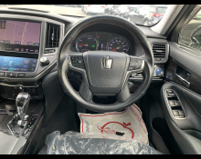 Toyota Crown Sedan 2015