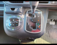 Toyota Voxy 2015