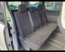 Toyota Voxy 2016