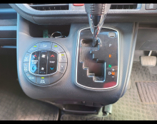 Toyota Voxy 2016