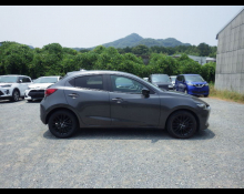 Mazda Mazda2 2021