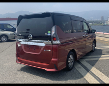 Nissan Serena 2018