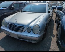 Mercedes-Benz E-Class 2000