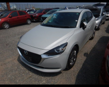 Mazda Mazda2 2021