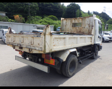 Isuzu Forward 2003