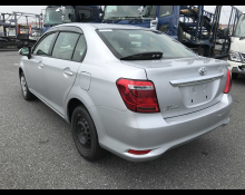 Toyota Corolla Axio 2015