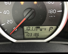 Toyota Corolla Axio 2015