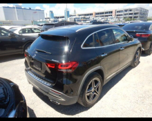 Mercedes-Benz GLA-class 2021