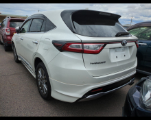 Toyota Harrier 2018