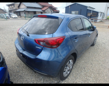 Mazda Mazda2 2021