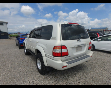 Toyota Land Cruiser 100 2001