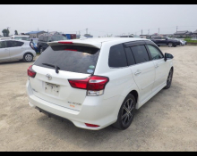 Toyota Corolla Fielder 2016