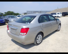 Toyota Corolla Axio 2014