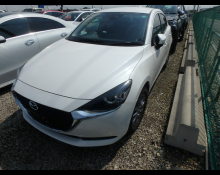 Mazda Mazda2 2021