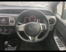 Toyota Vitz 2015