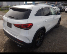Mercedes-Benz GLA-class 2020