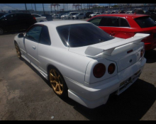 Nissan Skyline 1998
