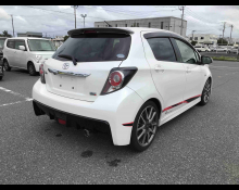 Toyota Vitz 2012