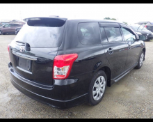 Toyota Corolla Fielder 2011