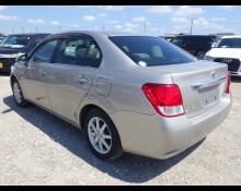 Toyota Corolla Axio 2012