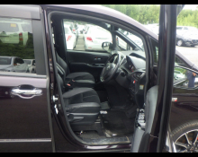Toyota Voxy 2016