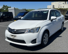 Toyota Corolla Axio 2014