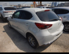 Mazda Mazda2 2021