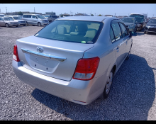 Toyota Corolla Axio 2012