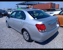 Toyota Corolla Axio 2012