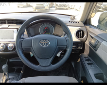 Toyota Corolla Axio 2012