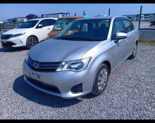 Toyota Corolla Axio 2012