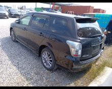 Toyota Corolla Fielder 2011