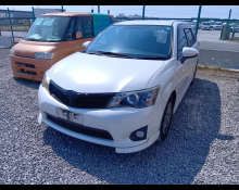 Toyota Corolla Fielder 2014